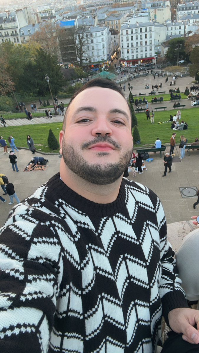 Oskicast's tweet photo. Enamorado de esta ciudad 🇫🇷🥹 https://t.co/ad2gPBiHdK