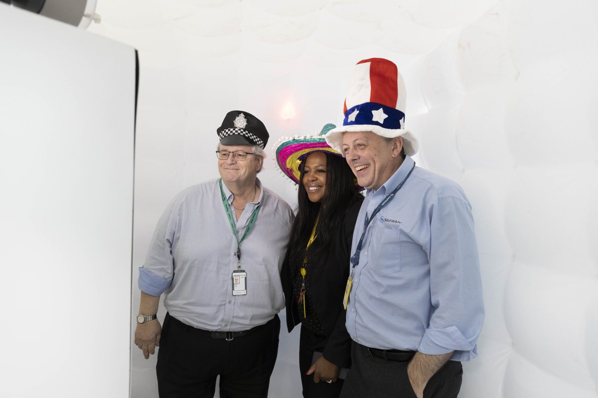 [#EVENT] Our Pitstone, UK factory celebrated its 10th Anniversary! 

📅 Last week, 370 employees of Safran Electrical &amp; Power Pitstone celebrated the 10th Anniversary of the site in the group. 
👏 Thank you to the employees of the Group's rotating machines center of excellence.