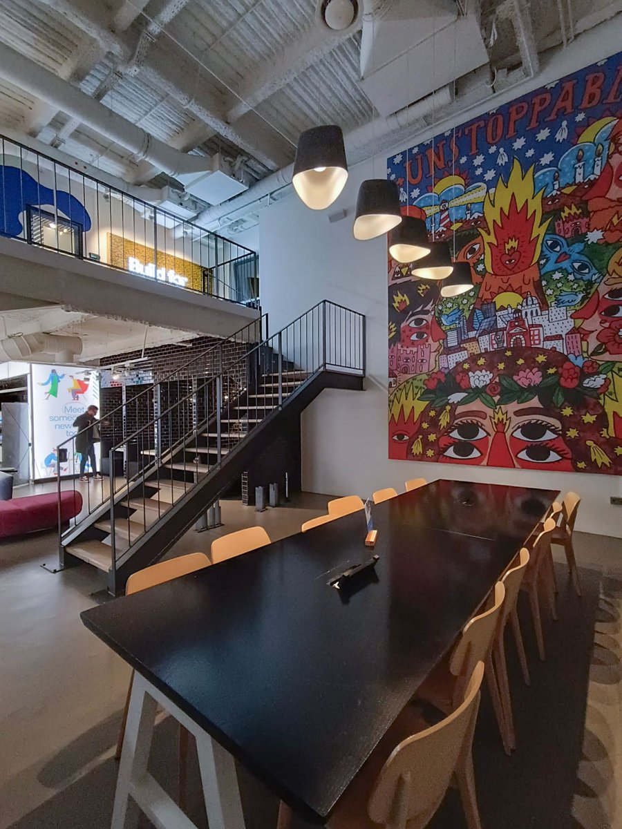 NPC_Builder's tweet photo. El pasado viernes parte de nuestro equipo visitó las instalaciones de nuestro colaborador Google for Startups en Madrid. Estamos muy agradecidos por la experiencia y por poder conocer de primera mano sus instalaciones de primer nivel.

#GoogleforStartups #Google #IA #AI https://t.co/CqCmfK92tJ