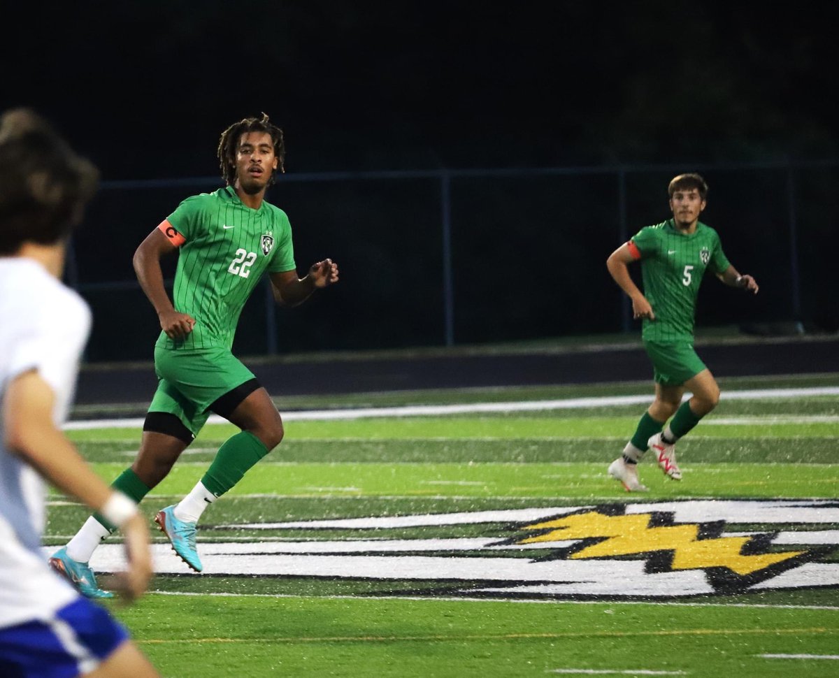 northmont_s's tweet photo. Christian Moncrief (SR)

1) GWOC 2nd Team
2) MVSSCA All-North 1st Team
3) All-Area 1st Team

Christian was a standout CB. He was a leader with his play and presence on the pitch. He had 7 Goals (most for a CB in a single season) and 2 assists. We will miss you! Go Bolts!⚡️⚽️ https://t.co/RnaflaQWCS