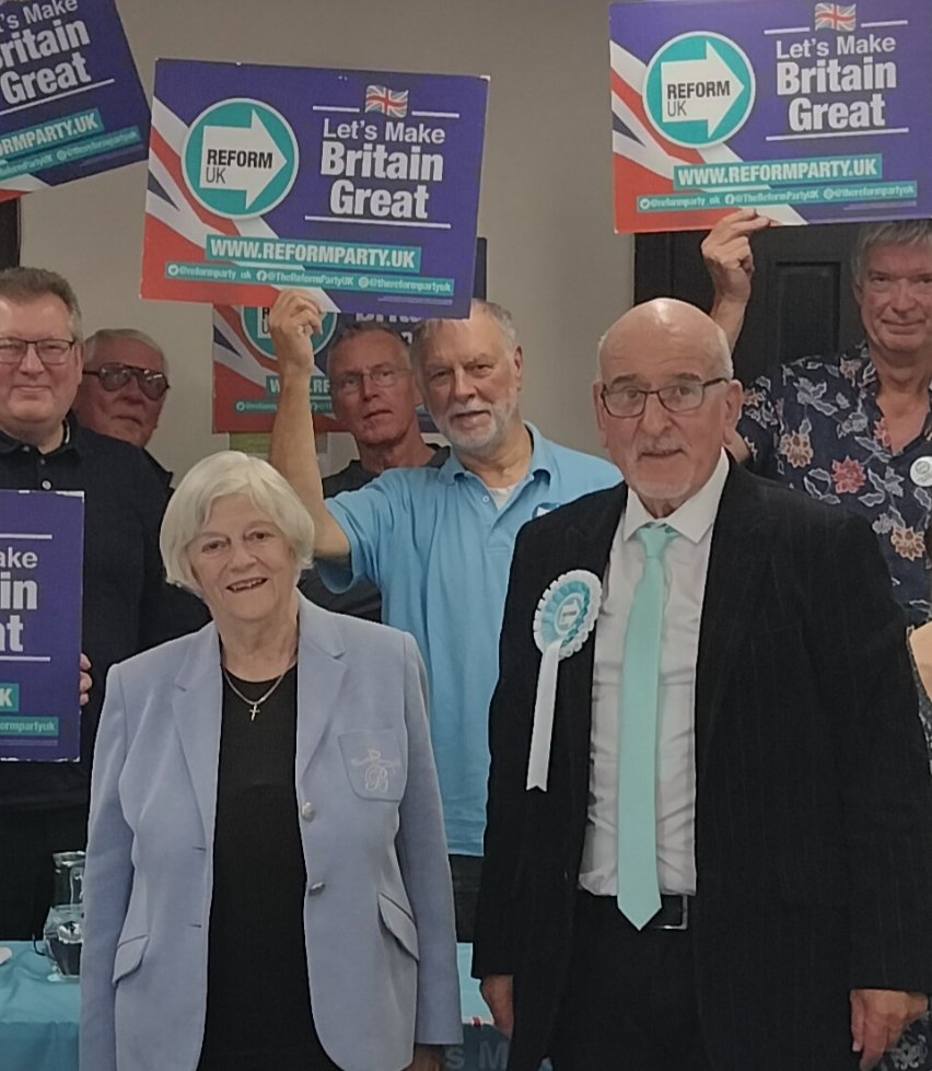nigelhowardjame's tweet photo. Nigel James Prospective Parliamentary Candidate, Reform UK North Devon campaign meeting, with guest speaker, our national treasure, Ann Widdecombe. https://t.co/wvfa0VMHyx