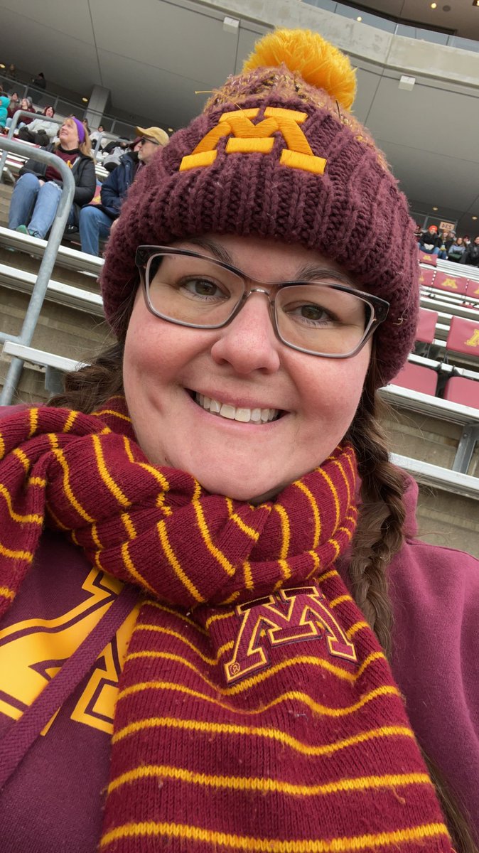 NicholeTD's tweet photo. Gopher football 2023. On field experience. 🏈〽️ https://t.co/NzZuu6VHas