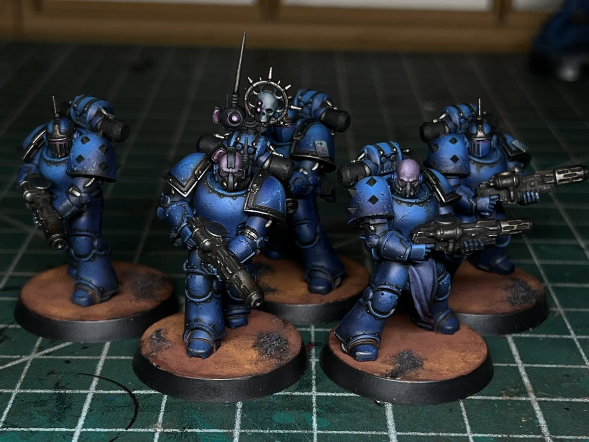 Loyalistsarebo2's tweet photo. Just about wrapped up with this legion melta support squad for my #nightlords. The plastic mk3 kit is lovely. Night Lords didn’t strike me as a mk3 wearing legion but I think this project changed my mind! #WarhammerCommunity #horusheresy #warmongers https://t.co/JVFTAohW9Z