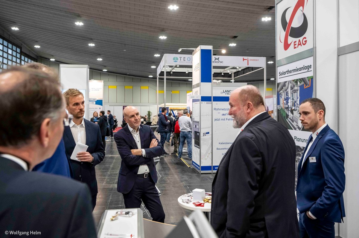 Bundesbauministerium (@bmwsb_bund) on Twitter photo „#Zwangssanierungen wird das BMWSB nicht mittragen“, so <a href="/BosingerRolf/">Rolf Bösinger</a> mit Blick auf Überlegungen der EU-Kommission zu energetischen Mindestanforderungen. Das würde vor allem den Häuserbestand von Haushalten mit niedrigen und mittleren Einkommen betreffen und diese stark belasten. „#Zwangssanierungen wird das BMWSB nicht mittragen“, so <a href="/BosingerRolf/">Rolf Bösinger</a> mit Blick auf Überlegungen der EU-Kommission zu energetischen Mindestanforderungen. Das würde vor allem den Häuserbestand von Haushalten mit niedrigen und mittleren Einkommen betreffen und diese stark belasten.