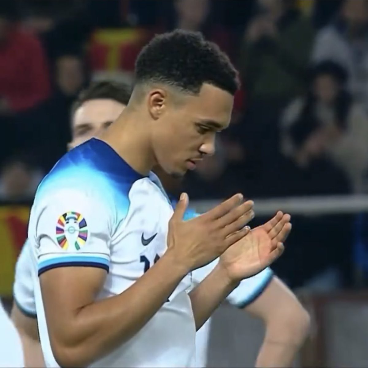 LiamMLFC's tweet photo. All I ask for is 

• Nunez to dunk on Man City 
• Szoboszlai to score a screamer 
• Trent to pocket Doku 
• 3 points &amp; top of the league 

We all in agreement this will happen? 🔥 https://t.co/Z7D5v7Tt6j