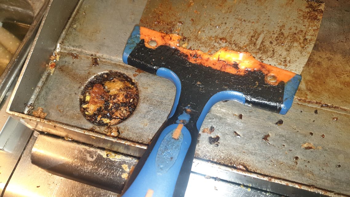 🚨#ContrôleSanitaire

Fermeture administrative décidée par @prefet93 du restaurant " Marvelous " situé dans le centre commercial O'Parinor à #AulnaySousBois 

🔴Ont été constatées notamment :
❌ l'absence de lutte contre les nuisibles (cadavres de souris et de cafards) 🐁🪳
❌la