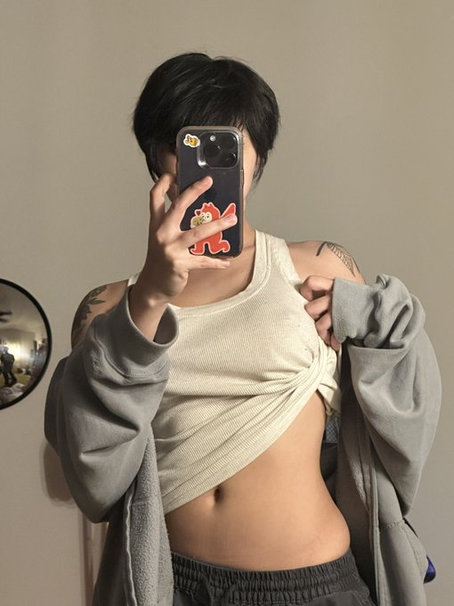 🌙 https://t.co/0dEcpYrjQy