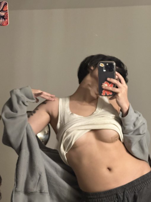 🌙 https://t.co/0dEcpYrjQy