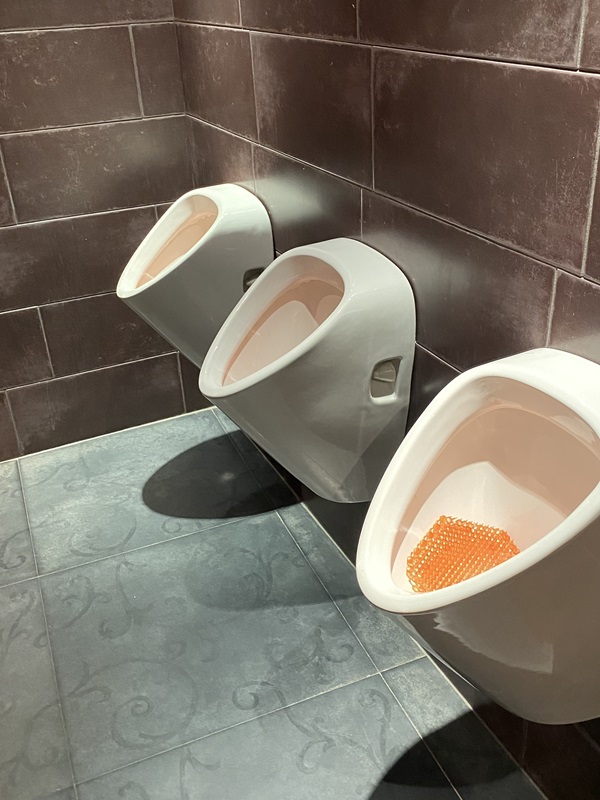RentexHygiene's tweet photo. Add this https://t.co/TDI0Tne8Wi service to your workplace washroom support services contract you wont be disappointed. #urinal #urinalmats #washroom #mensurinal #gentsurinal #urinalscreen #washroomhygiene #urinalodourcontrol #splashback #peescreen https://t.co/7tcGw0MR5G