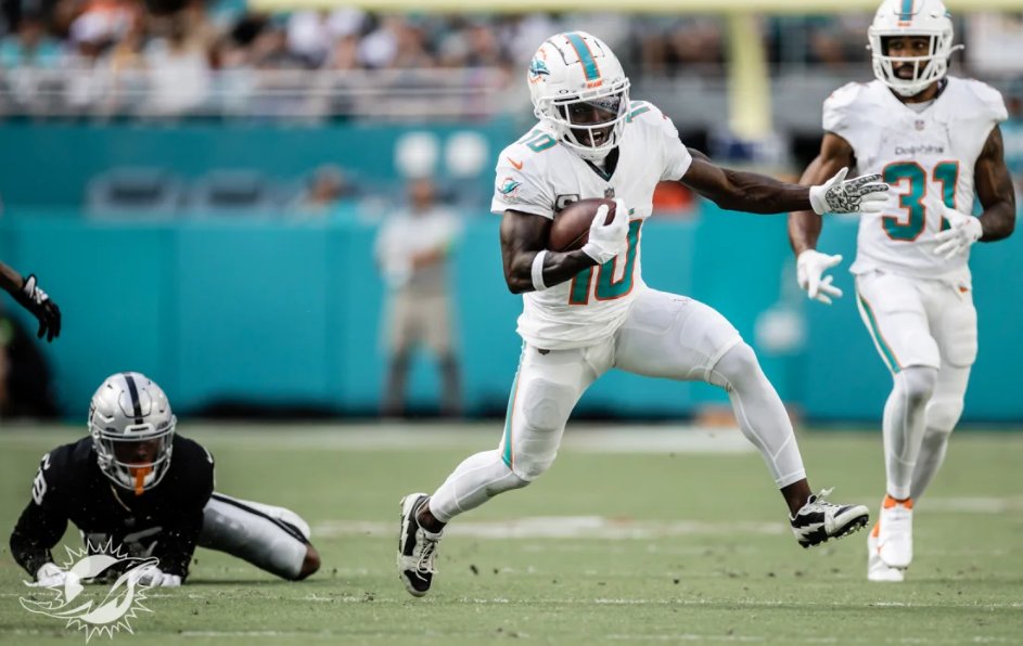 ThomasSWFL's tweet photo. In this edition of Bitches Be Tripping Like:
#FinsUp
#BBTL https://t.co/TmzqDjyMsn