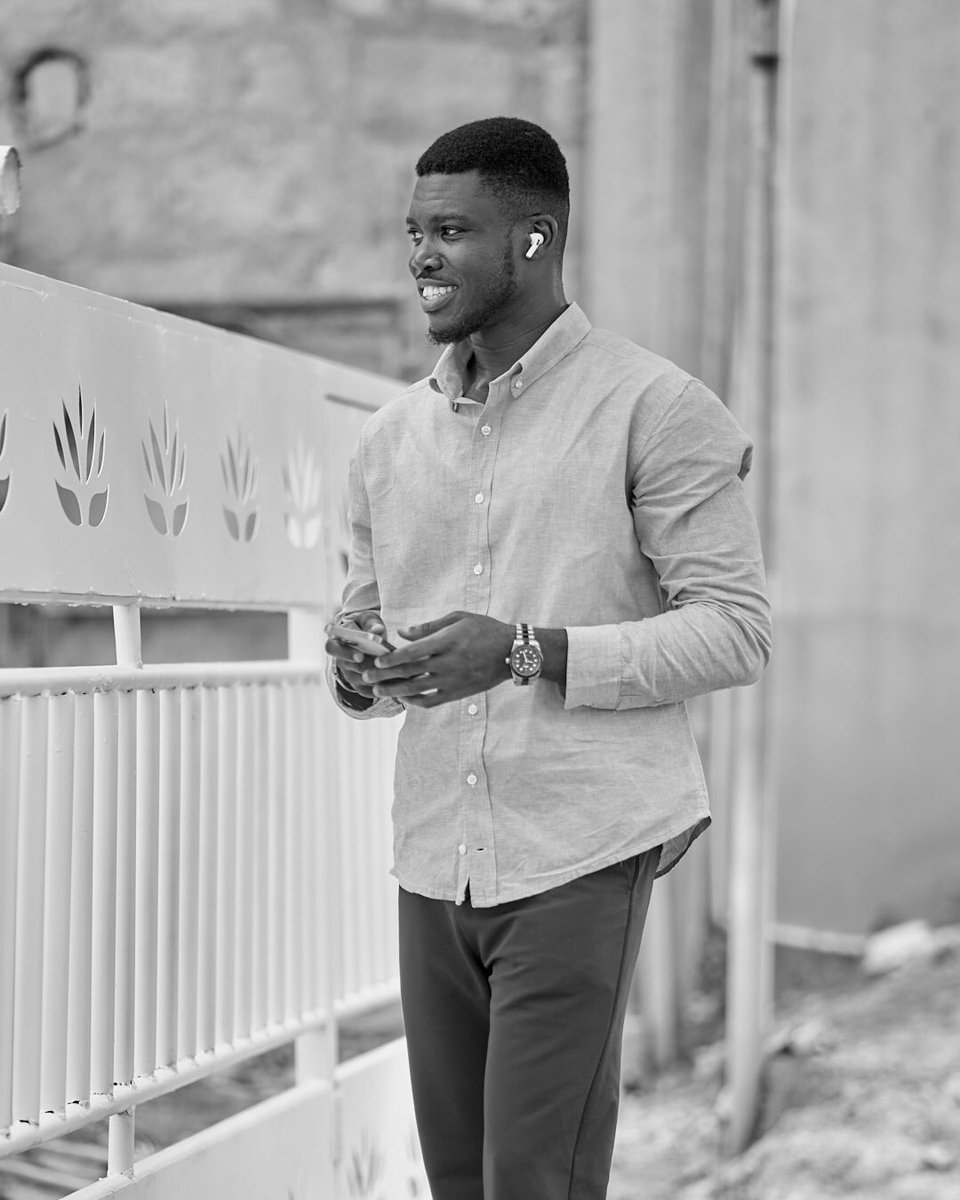 OfficialKwaku's tweet photo. Learn to smile in every situation. See it as an opportunity to prove your strength and ability.
#greatness #theblessing #goddid #official #Official_kwaku #model #modelshoot #modelmen #modelmenstyle #mensfashion #mensstyle #men #wealthymen #billionaire #eldergentleman https://t.co/QZamhGHvtk
