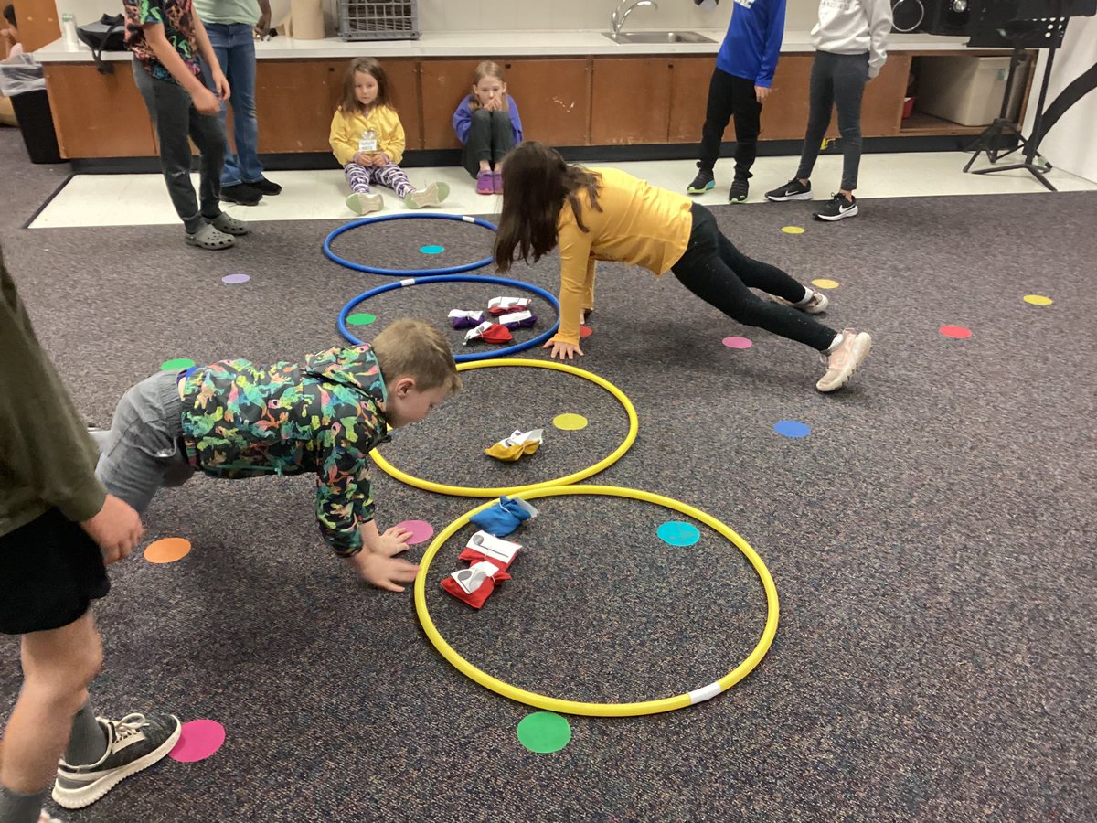 pecoachyoung's tweet photo. Great lessons to kick off Thanksgiving working with our music teacher Mr. Lane in some rhythm madness which combines muscular strength and recognition of quarter and eighth notes https://t.co/uzsydRU4s7