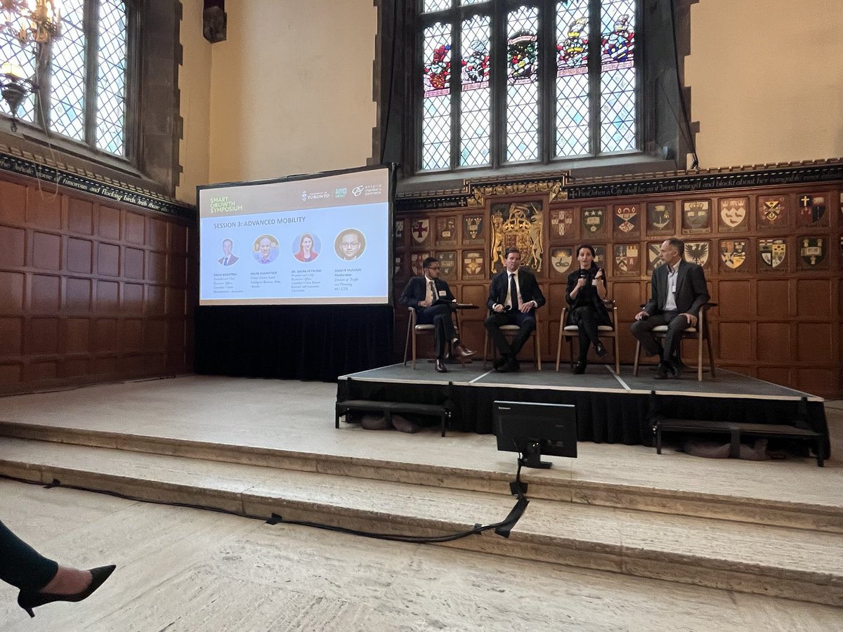 Standing room only at the @OntarioCofC’s inaugural Smart Growth Summit & for good reason. A great line up of speakers & sessions thoughtfully put together by @EsterGera. A big thanks to the teams at OCC, @UofT_CPE and our partners for the big lift to make this happen. #SGS2023