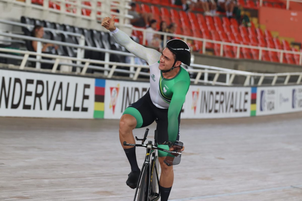 nuestrociclismo 🚴🏼 tweet media