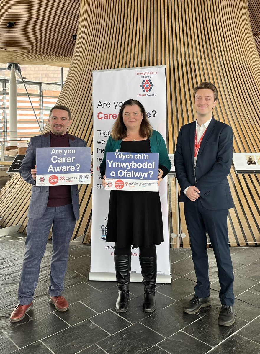 CarersWales's tweet photo. Diolch to all the Senedd Members who attended our #CarerAware #Senedd drop-in today with @CarersTrustWal, showcasing our joint project training and supporting health and social care staff to identify and assist unpaid carers. Thanks to @Sioned_W @Heledd_Plaid @JGriffithsLab https://t.co/0B47PgbsIT
