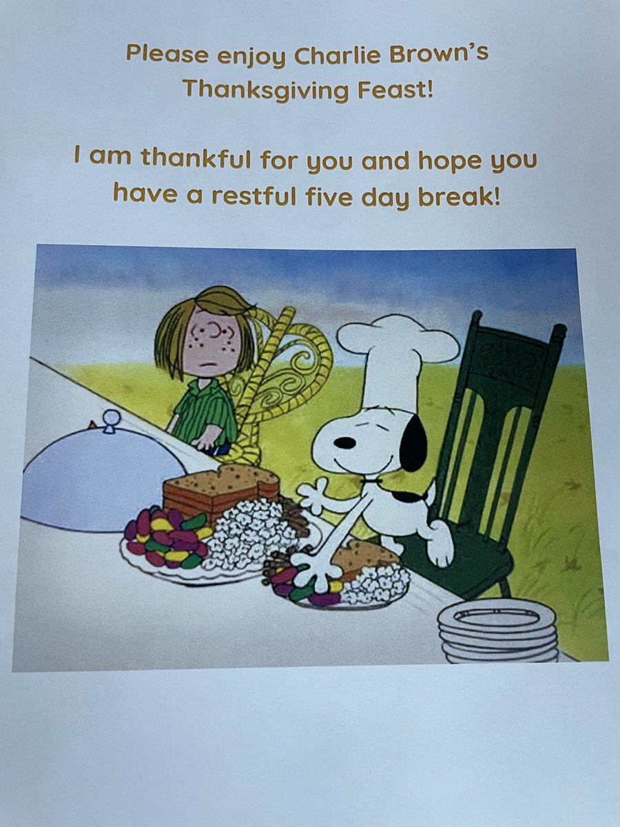 CaraW0906's tweet photo. Our boss is so cute! I love working here  #CharlieBrown #Thanksgiving #FrenchRun https://t.co/ml9Et3JBHN