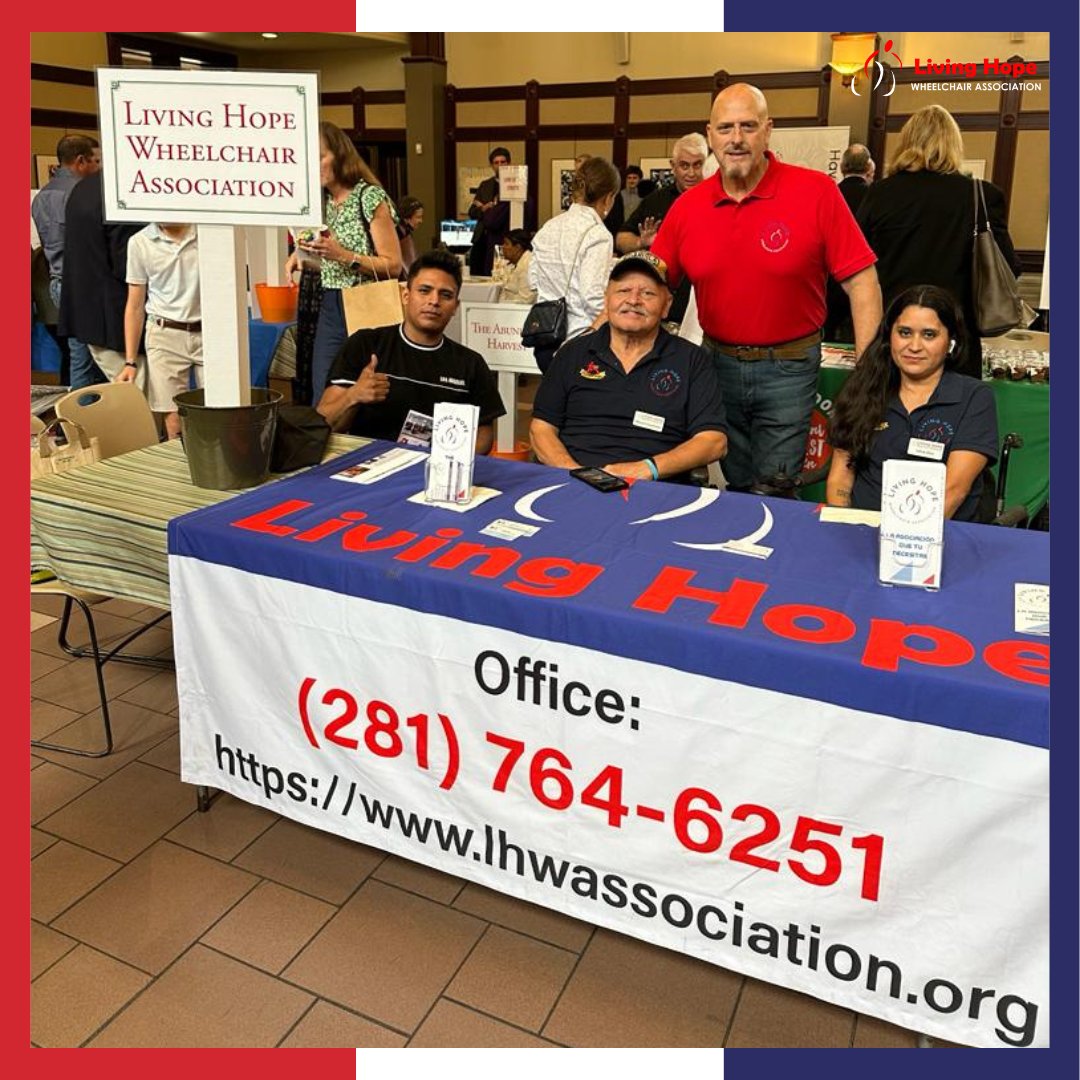 LivingHopeWA's tweet photo. Living Hope attended Christ Church Cathedral, being invited for 8 consecutive years to participate in the Alternative Giving Market, to offer the services and publicize the programs that Living Hope provides to the community. https://t.co/8ttJPQB3qd