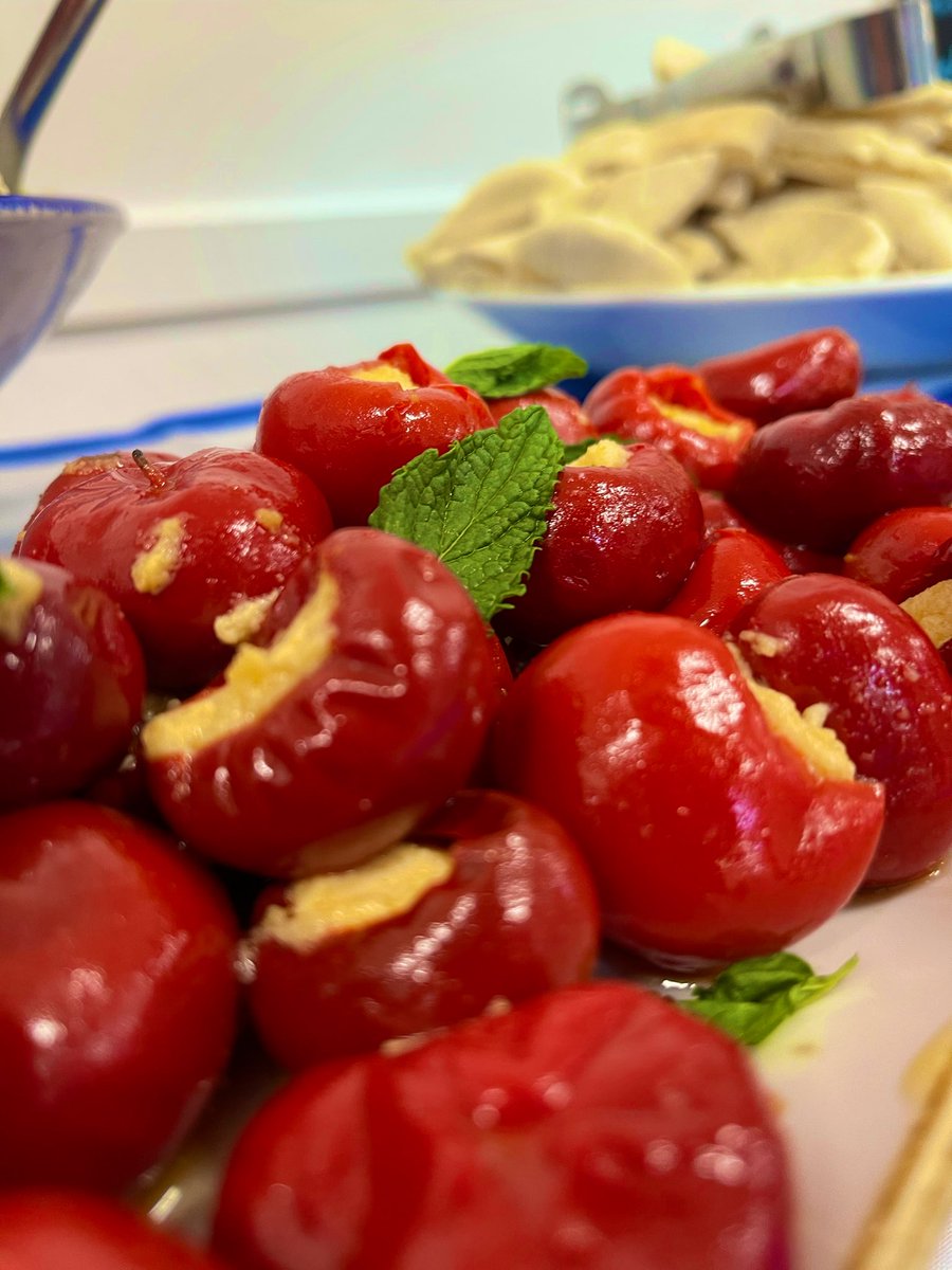 HolroydHoweLadyBarn tweet media