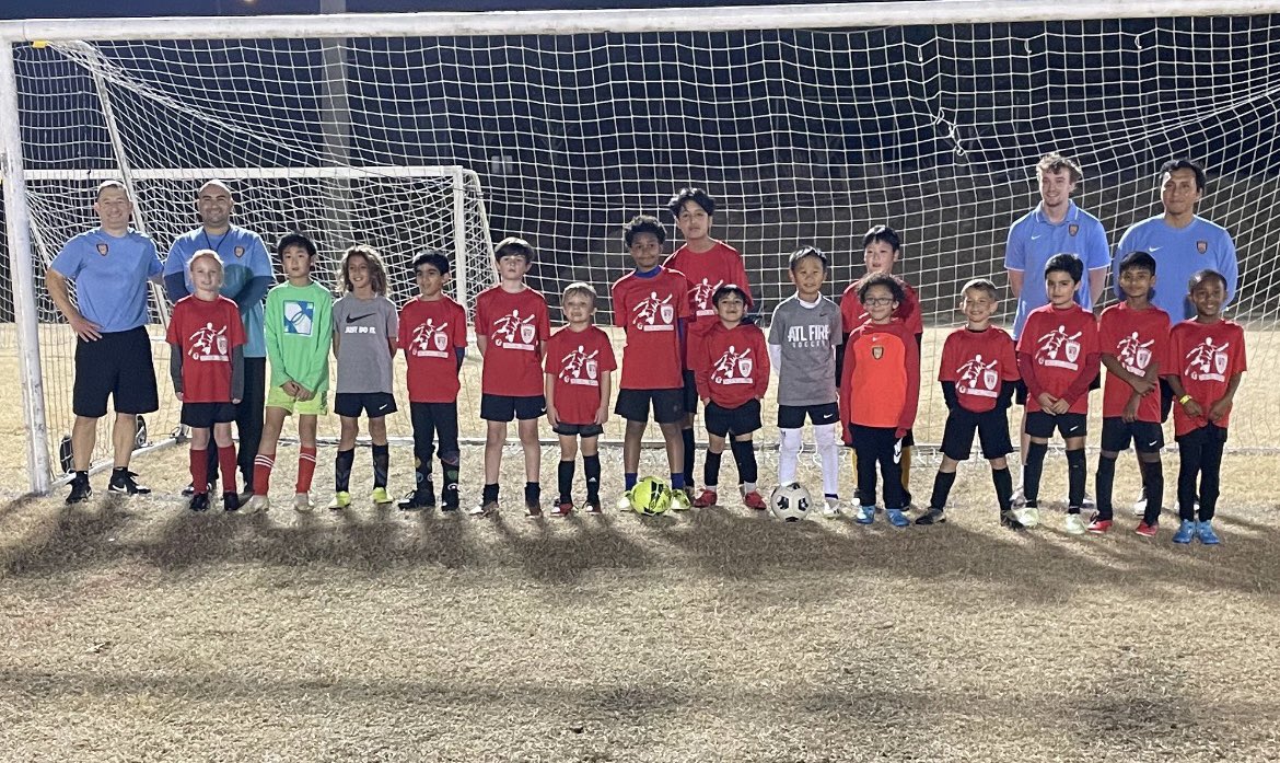 We had a great session at our AFU Master Skills’ session focusing on 1v1 dribbling fakes, shooting technique, and scoring golazos &amp; the players improved their skills. Sign up for our next Master Skills Program in the Spring season &amp; registration will be on our AFU website in Feb.