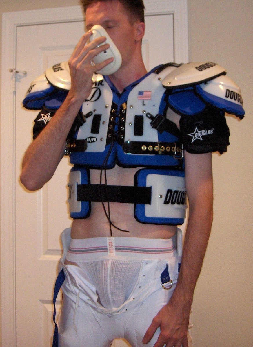 jockgeardc's tweet photo. I remember big chonky football pads like this being exacatly what first got me into football gear... https://t.co/xwzSMtLteB