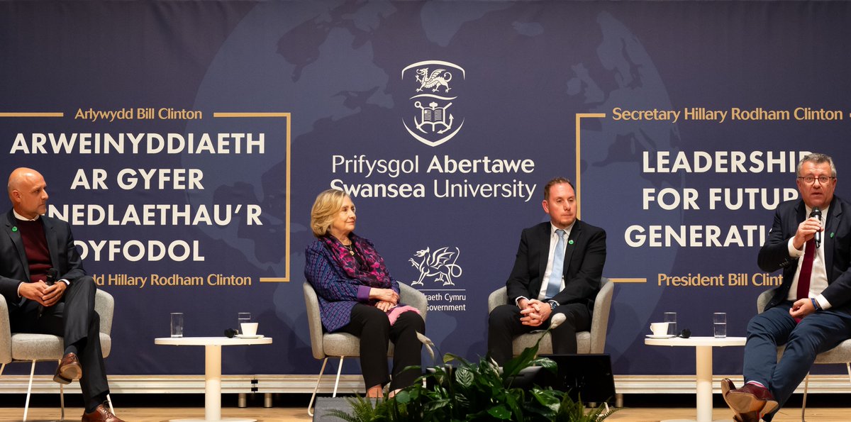 😀 Secretary Hillary Clinton celebrates Digital Infrastructure Programme awarding <a href="/SwanseaUni/">Swansea University</a>  £1.5 million from its 5G Innovation Fund to develop a world-first 5G “living lab” <a href="/vodafone/">vodafone</a> <a href="/SwanseabayNHS/">Swansea Bay NHS</a> 

Read more orlo.uk/TGsBA