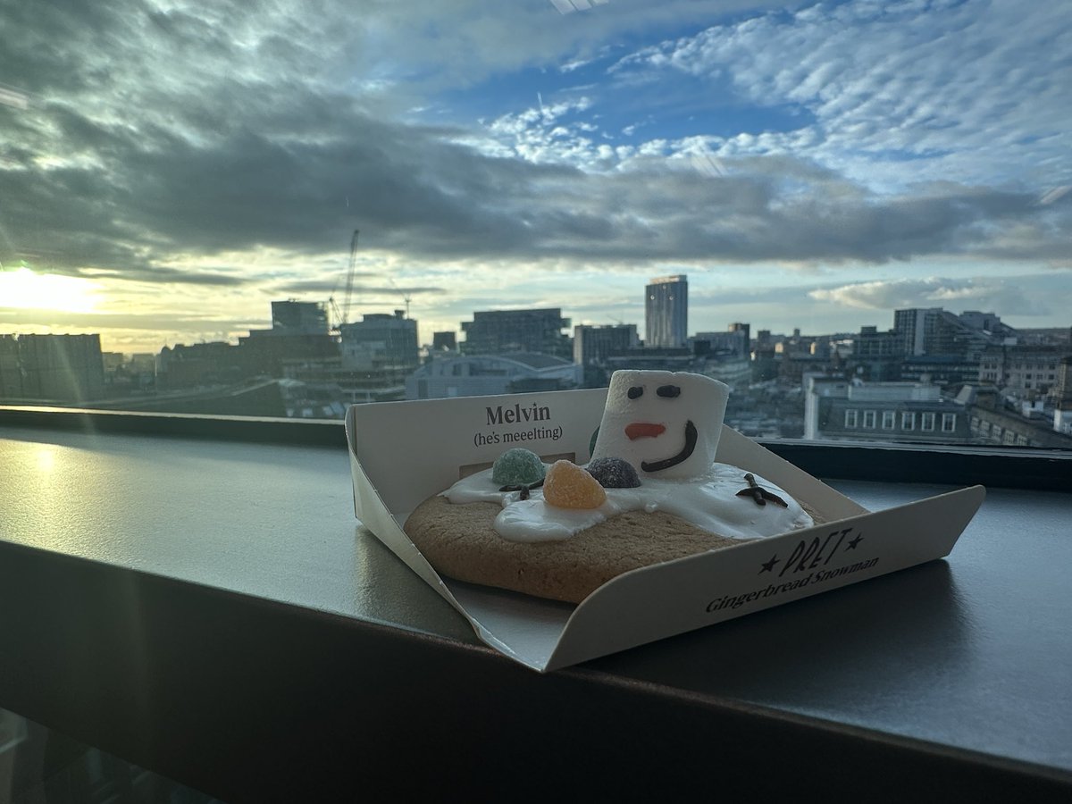 STUasaurus Rex 🦖 © tweet media