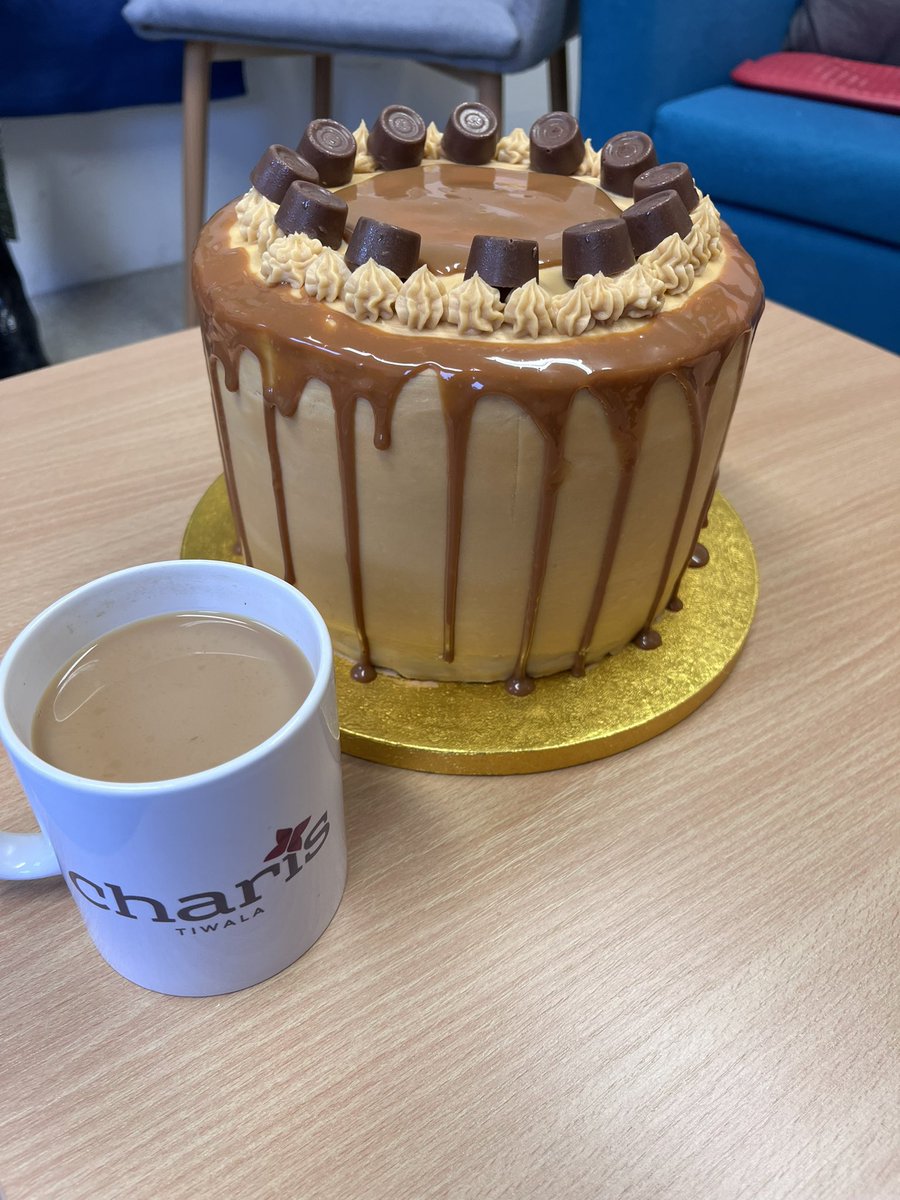 CharisTiwala's tweet photo. Look at the cake we had this morning with our teas and coffees!
A delicious four layer caramel cake, made by someone who did our baking course! Ceri would’ve been so proud!
#baking #bakingcourse #caramel #rolos #cake #delicious #cakedecorating #looksprofessional #talented https://t.co/xLTyGJyR07