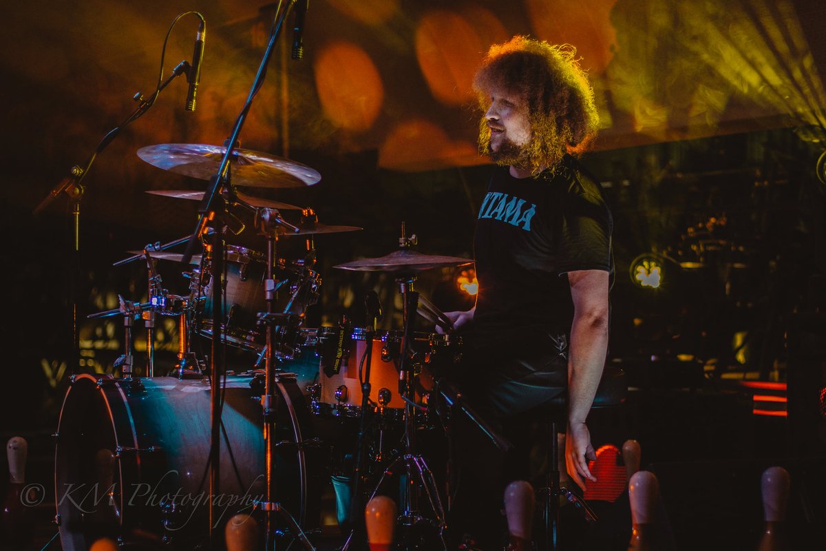 East 9th tweet media