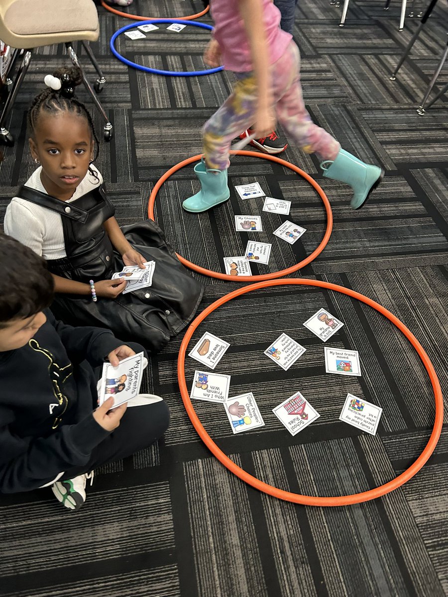 An amazing SEL day before Thanksgiving break at <a href="/TussingPLSD/">Tussing Elementary</a> . Second graders learning about circle of control and third grade doing yoga and talking about gratefulness with <a href="/mrs_truckman/">Mrs_truckman</a>