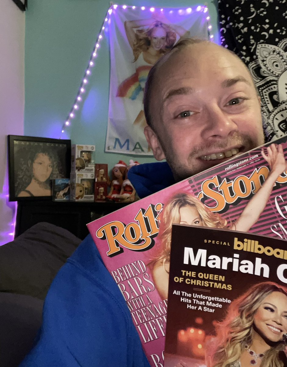 bakedessentials's tweet image. Dreams really do come true. This has been over 30 years in the making for me, not that our Queen recognizes time or anything. Get festive dahhhlings and have a splash #mariahcarey #MariahSZN #lambily #l4l @MariahCarey 🥂🐑