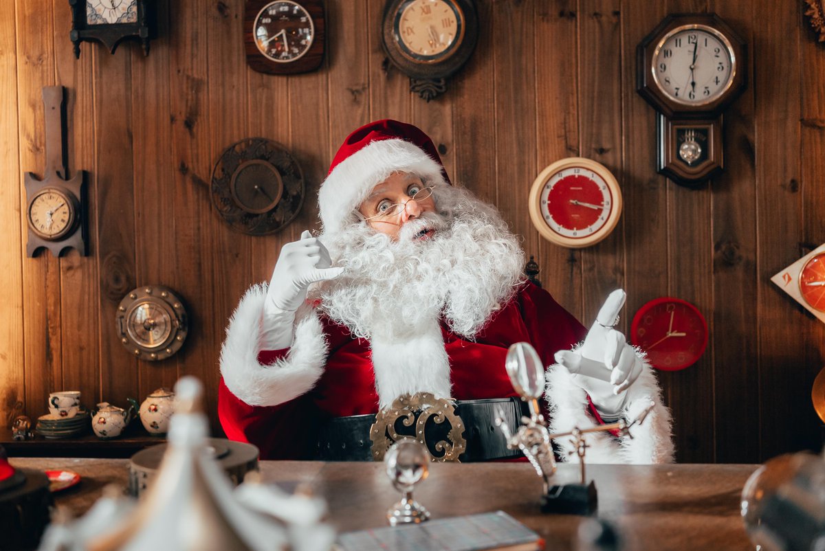 ¿Alguna vez has soñado con hablar con Santa? ¡Este es tu momento! 📞 Únete a la #LlamadaDeSanta y ten una conversación real con él. Comparte tus deseos y siente la #MagiaDeVerdad de la Navidad como nunca antes. ❤🎄​llamadodesanta.coca-cola.com.co