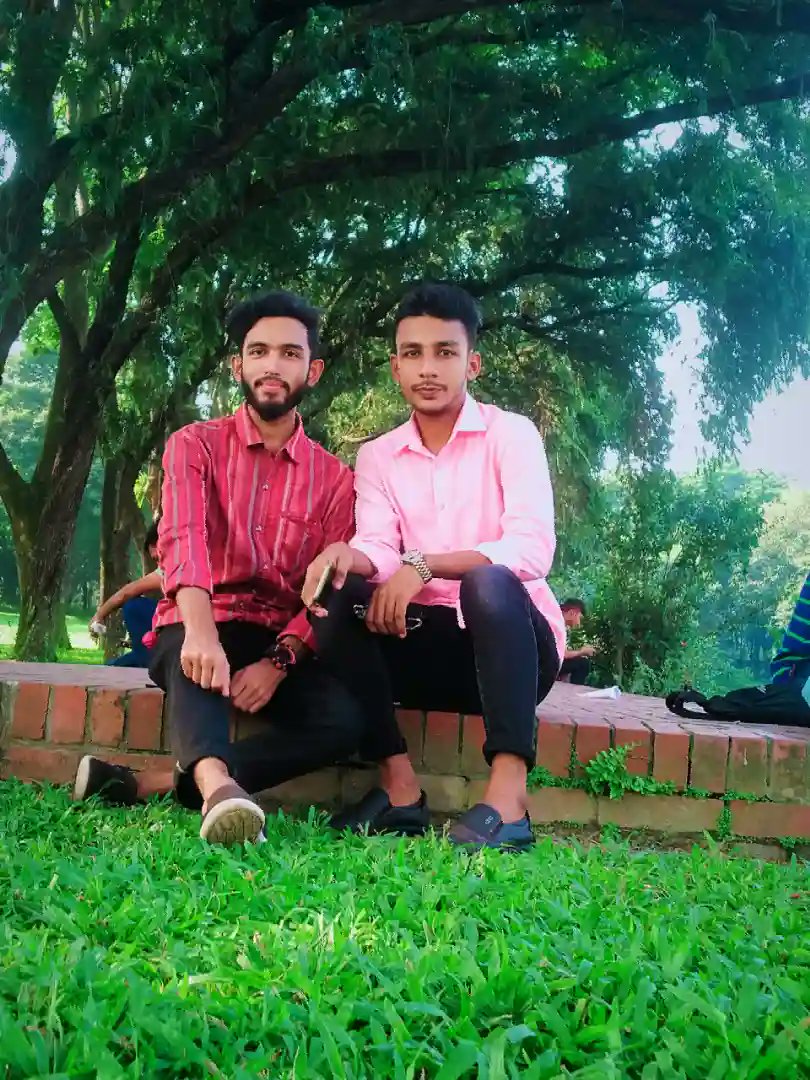 SFayshal65941's tweet photo. #bestfriends.
#closeBondu.
#Elder
#Brother
#Browns
#brotherandfriend.
#CloseTheBorder https://t.co/DqwWhvzNPf