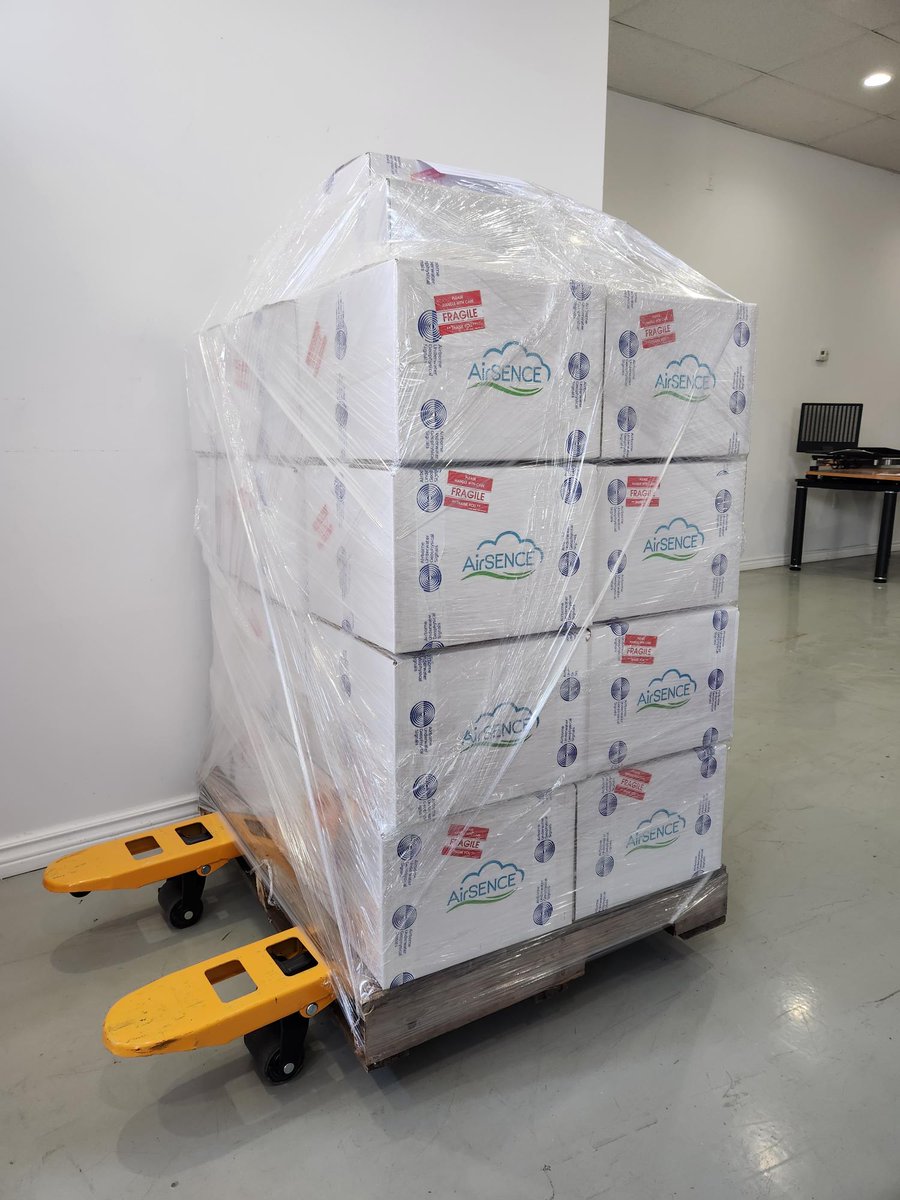 AUGSignals's tweet photo. 📢The 1st batch of #AirSENCE DUST-WATCH is ready to ship to #Mumbai,#India,and we are excited to see hundreds of AirSENCE deployed across the city! AirSENCE DUST-WATCH is a tailor-made solution for continuous particulate pollution monitoring in real time.  #AirQuality https://t.co/IT7y0XHS4E