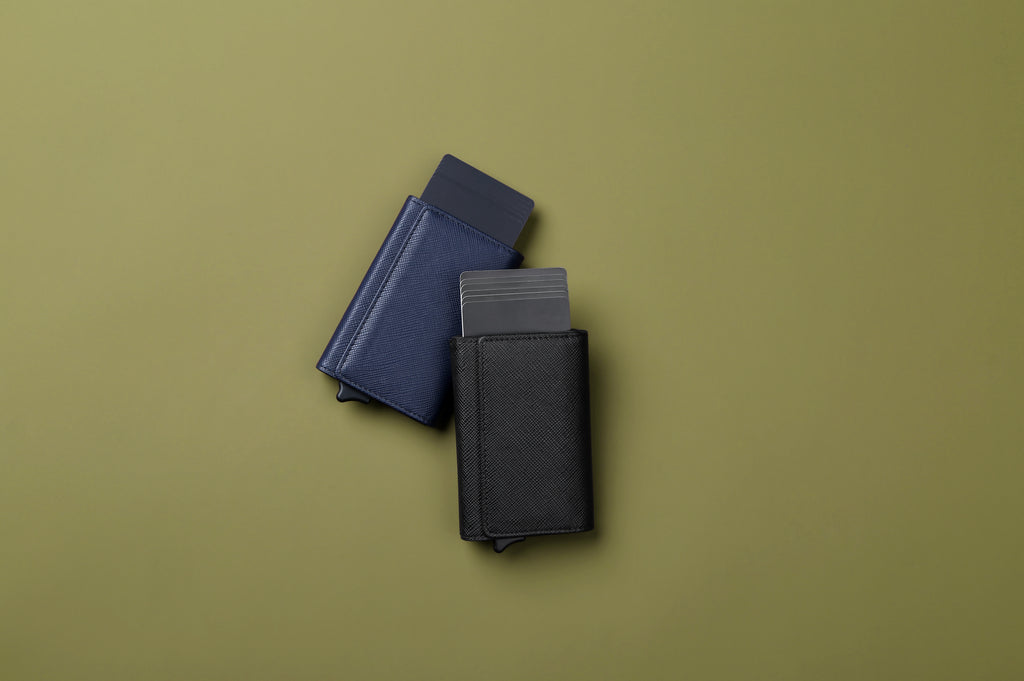 ComboCases's tweet photo. Check out this product 😍 Urban X MAX wallet 2 😍 
by Urban Gear Pro starting at $ 49.99. 
Shop now 👉👉 https://t.co/iAvSEAsDpl https://t.co/sJsWkTJi9H
