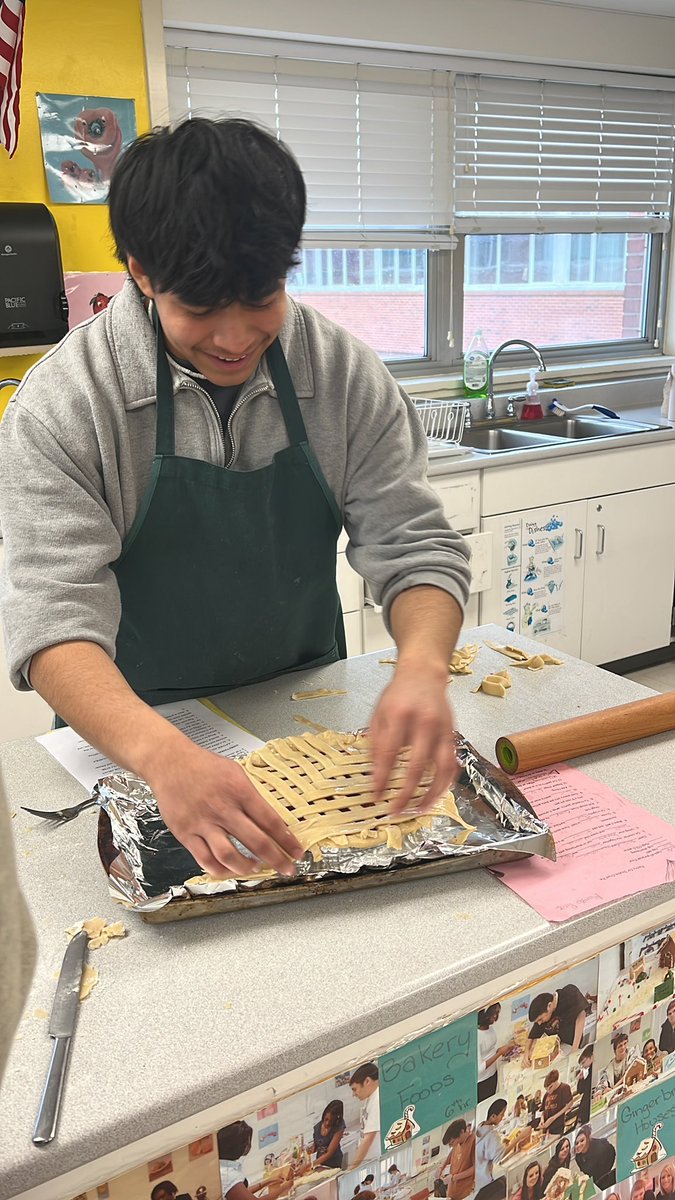 Cooking w/ Pope tweet media