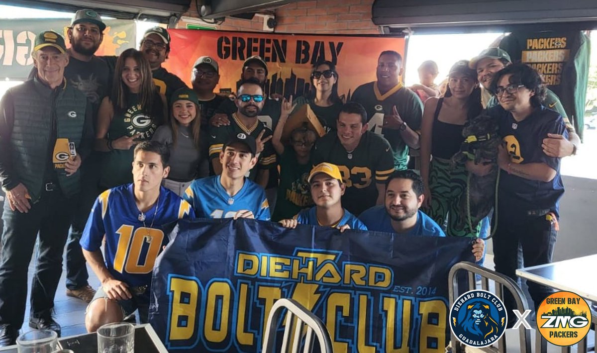 DHBC_GDL's tweet photo. Este equipo tiene más huecos que queso Emmental; nueva derrota de una posesión a la cuenta 💔

Agradecemos enormemente a nuestros amigos de Packers ZMG y Proyecto Cantina  por recibirnos para pasarla tan bien disfrutando de este encuentro ⚡️🤝🧀 https://t.co/3cRbAkJWML