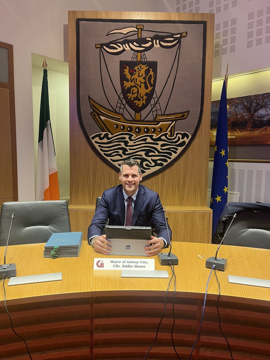 EddieHoareFG's tweet photo. We returned to City Hall in Galway for our November Ordinary Meeting. This was our first time back in the Chamber since February 2020. Great to be back. #WorkingForGalway https://t.co/wRhsPRELKJ