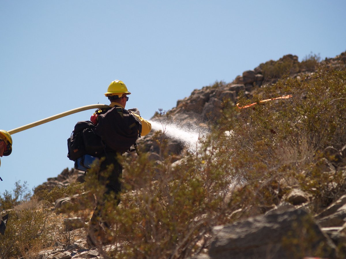 Ignite your career in wildland firefighting! Join us in Riverside on the first weekend in December. Connect with the California Fire Team and HR experts to get all your questions answered. See you there! For updates: fb.me/e/1CTFROF0N