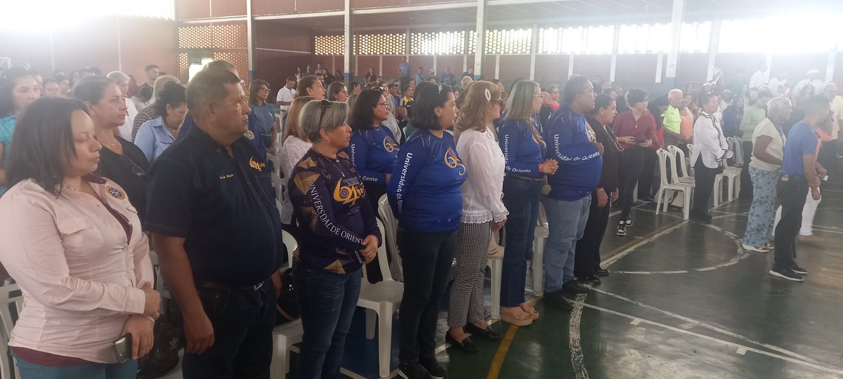 #21Noviembre| Día del Estudiante Universitario y Aniversario #65 de la casa más alta de todo el Oriente, estuvimos acompañando a autoridades, profesores y alumnos de la U.D.O, en este día tan importante para todos  los estudiantes. Seguimos Avanzando.