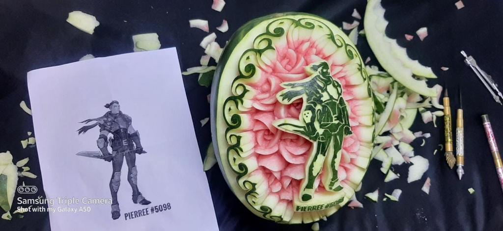 My watermelon carving fanart as an appreciation for @OverworldPlay 🍉❤️
Great AMA as always <a href="/HeyJeremyHorn/">Horn</a>  !
#BeWorthy