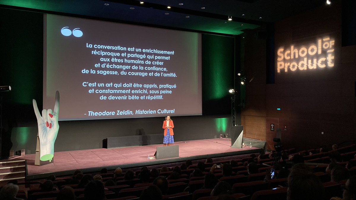 duhavid's tweet image. L’art de l’attention, tout un programme. Merci @MelleFannyParis pour cette conférence rafraîchissante, originale et optimiste ! Tu as eu toute notre attention 😉 #schoolofproduct