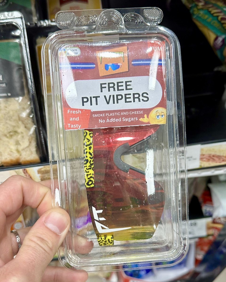 PitViperShades's tweet photo. free pit vipers at https://t.co/UsqQ7lGqZZ https://t.co/RObZhwBlda