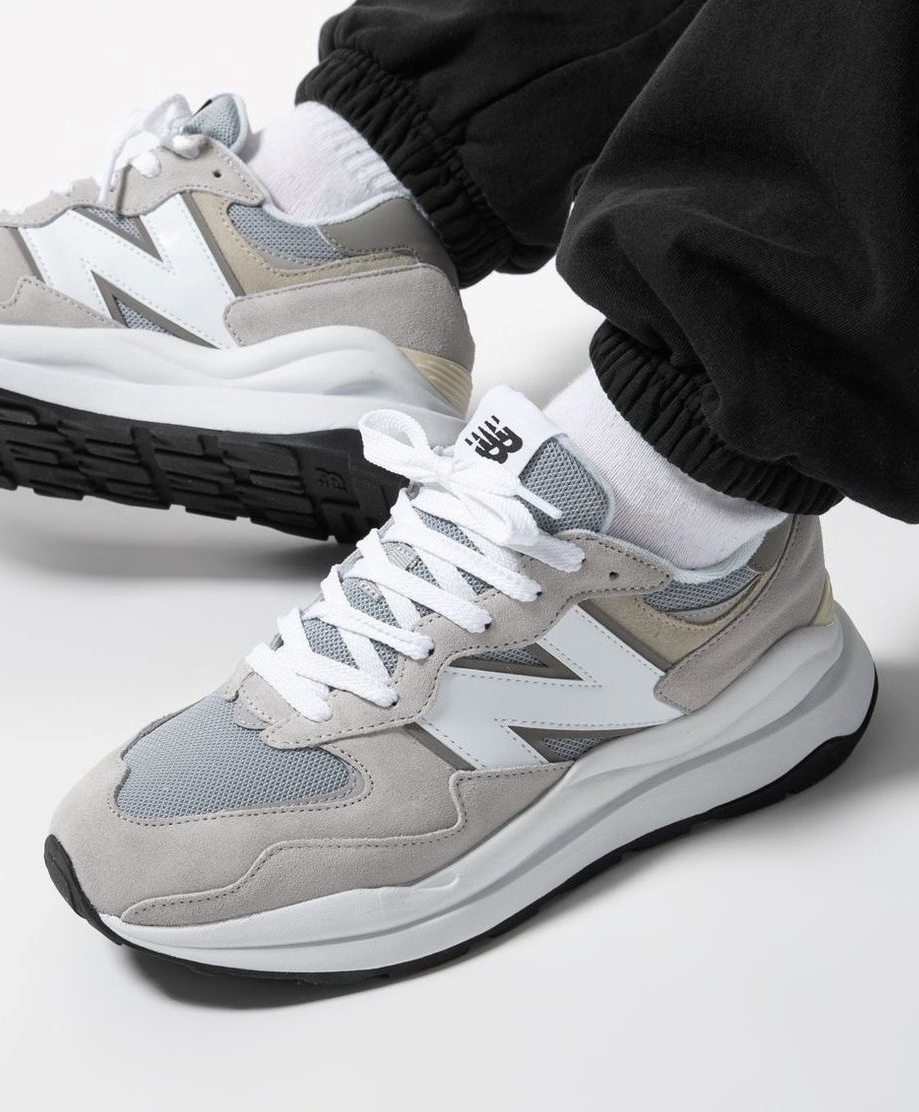 JustFreshKicks's tweet photo. New Balance 57/40 'Rain Cloud' on sale for $48.99 at checkout 🌧️

Link -> https://t.co/GTHXMQtLyQ https://t.co/CI0QgUnYyx