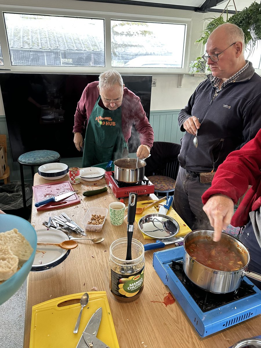 _thehungryguy's tweet photo. COOK, SHARE, EAT, TALK

Thanks @MenShrewsbury for allowing us to take our pilot scheme one step forward

The objective is to provide a safe, social environment to build confidence, learn skills and eat delicious food!

I hope everyday can be this much fun!

@ShrewsFoodHub https://t.co/vJjBz1C86m