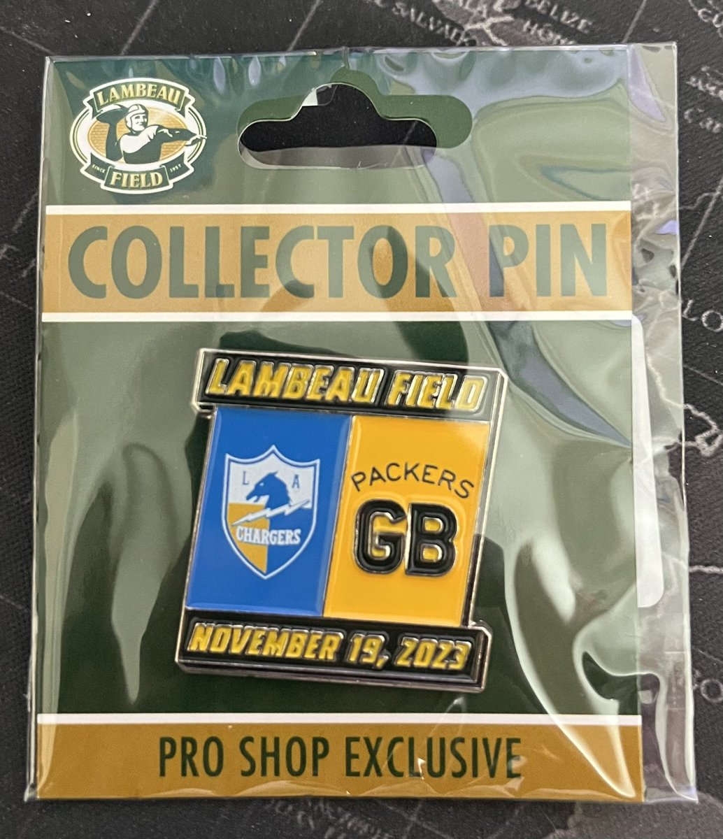 BrianaSoltis's tweet photo. ⚡️⚡️⚡️GIVEAWAY TIME⚡️⚡️⚡️

Alright folks, going to try and bring some light to some dark times. As promised, I’m giving away a #Chargers vs Packers game pin.

👉🏻must follow
👉🏻retweet

Winner will be picked EOD tomorrow. Good luck and #BoltUp https://t.co/wl7EdK9vd3