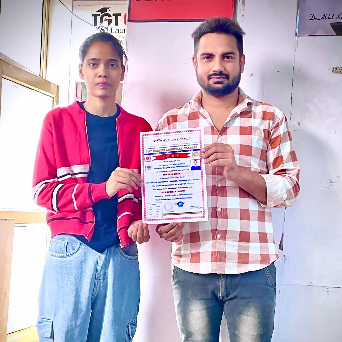 CareerTgt's tweet photo. One More Student 👩🎓 Certified By Our Institute
#tgtcareerlauncherclasses #himmithakur #certificate #certificates #certificated #certifícate #certificatecourse #certificatecourses #certificateprogram #firstcertificate #msexcel #msexceltips #computereducation #computercourse https://t.co/Cq8Vu4rLKs