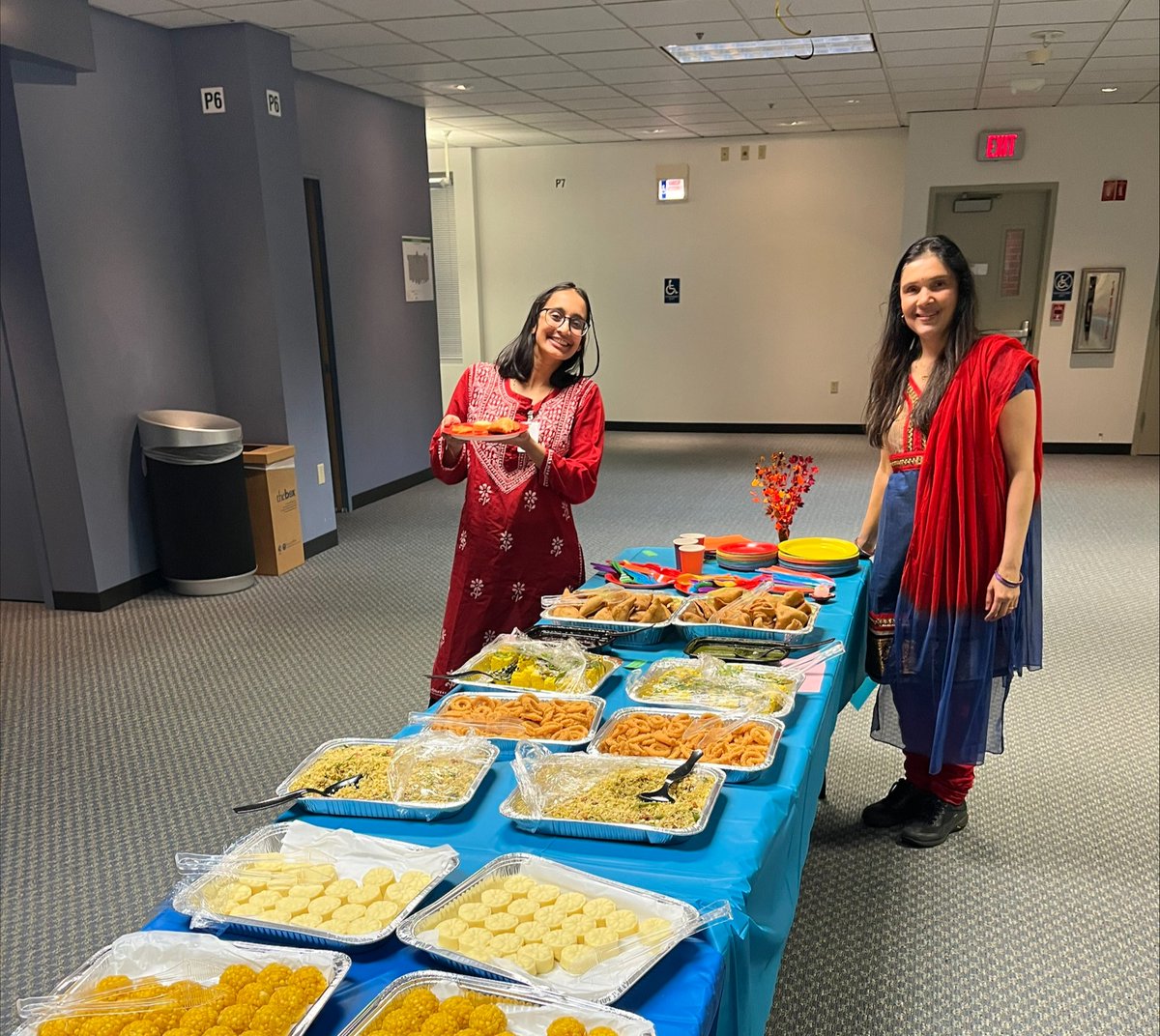 tektronix's tweet photo. πβ¨ Last week #Tektronix's EFRG groups (WIT and EDGE) came together to orchestrate a Festival & #Diwali Celebration! Featuring delicious food, refreshing drinks, & engaging fall activities like pumpkin painting & cornhole. Thanks to all who helped setup this event. #WorkAtTek https://t.co/WEWoynaQ2g
