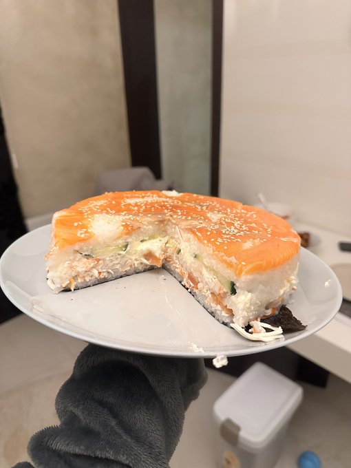 Made a sushi cake 😂 Hahaha https://t.co/q4qvqaCaHu<a href="/tag/surgery"class="tags"><span>#surgery</span></a><a href="/tag/plasticsurgery"class="tags"><span>#plasticsurgery</span></a>