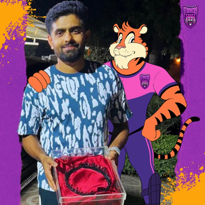The eternal love for the King :crown:

What would you gift 
@babarazam258
 if you get a chance to meet him?

#TheBasnahiraBoys #HouseOfTigers #ColomboStrikers #StrikeToConquer #BabarAzam
