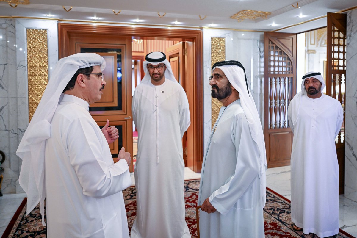 .<a href="/HHShkMohd/">HH Sheikh Mohammed</a> witnesses the signing of an agreement between <a href="/expocitydubai/">Expo City Dubai</a> and <a href="/DEWAOfficial/">DEWA | Official Page</a> to fully power Expo City with renewable energy, marking a significant milestone in its journey towards achieving net-zero emissions by 2050.  
#YearofSustainability  #TodayForTomorrow